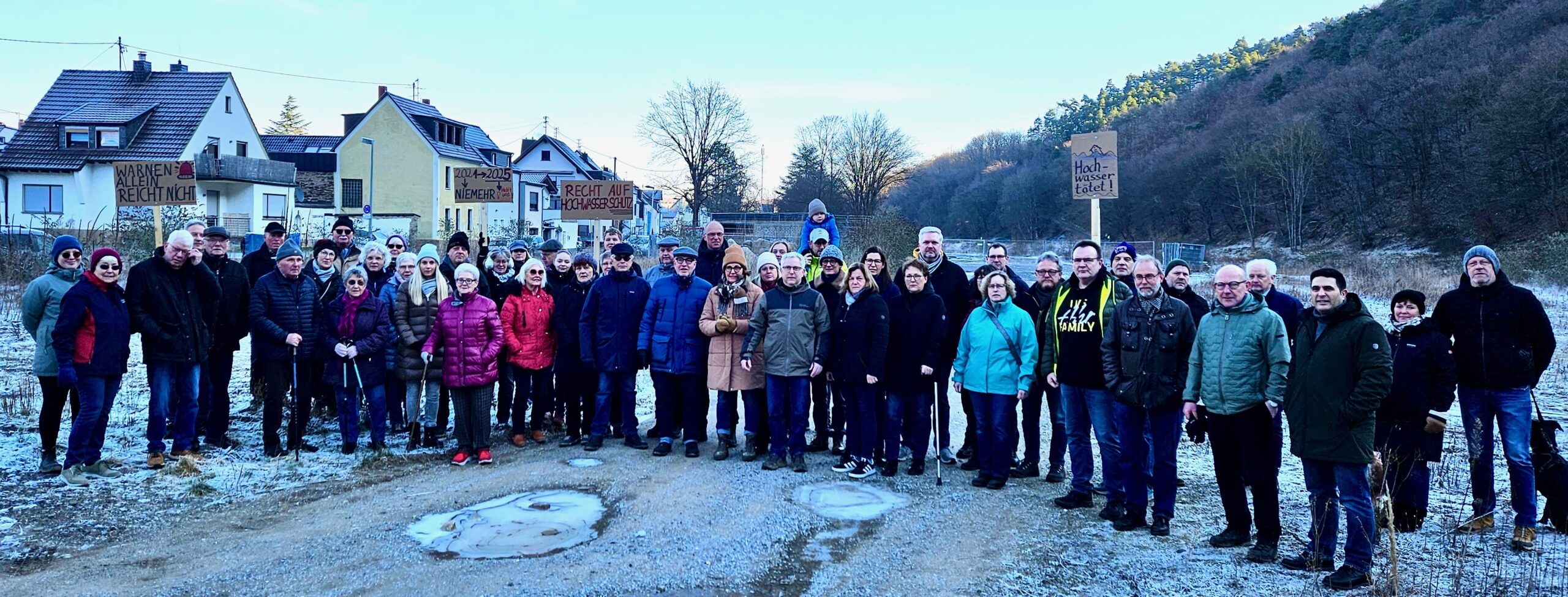 Wieder Hochwasser-Alarm in Walporzheim – Mitarbeiter der Kreisverwaltung behindern Hochwasserschutz